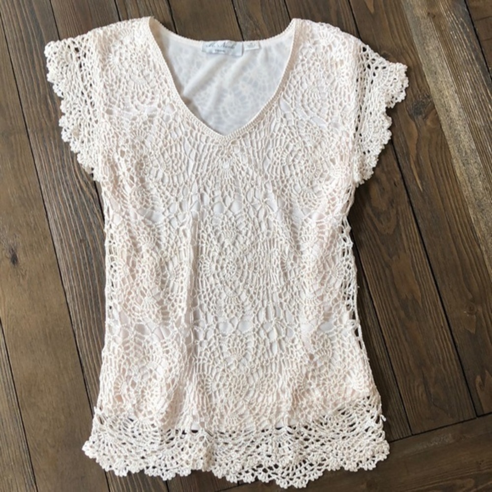 Gorgeous M. Nicole crochet evening top